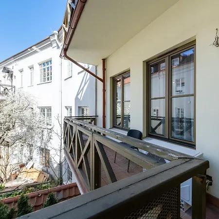 With A Balcony In The Heart Of Old Town Apartament